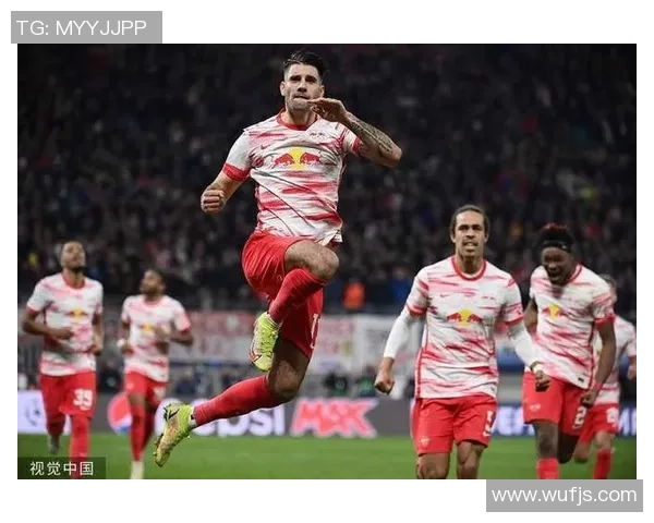 莱红牛与赫根激战正酣精彩赛事回顾与分析